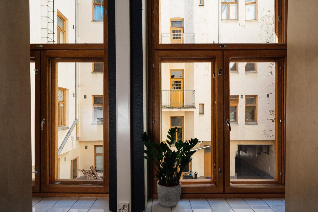 The Yard Hostel Helsinki Esterno foto